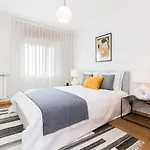 Premium Flat In Upscale Area, Balcony, Parking Διαμέρισμα *