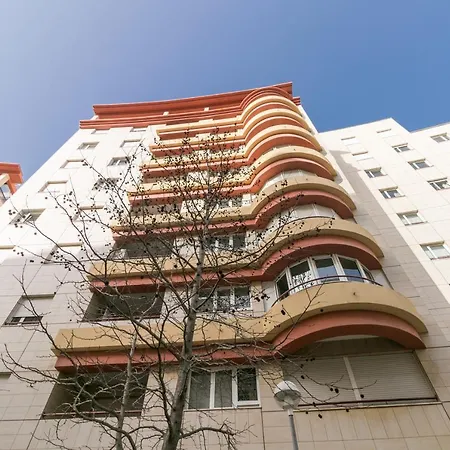 Premium Flat In Upscale Area, Balcony, Parking Лиссабон