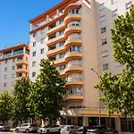 Premium Flat In Upscale Area, Balcony, Parking Apartament Lizbona
