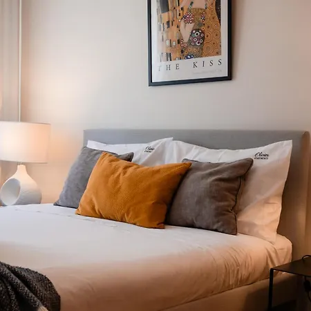 Lejlighed Premium Flat In Upscale Area, Balcony, Parking *